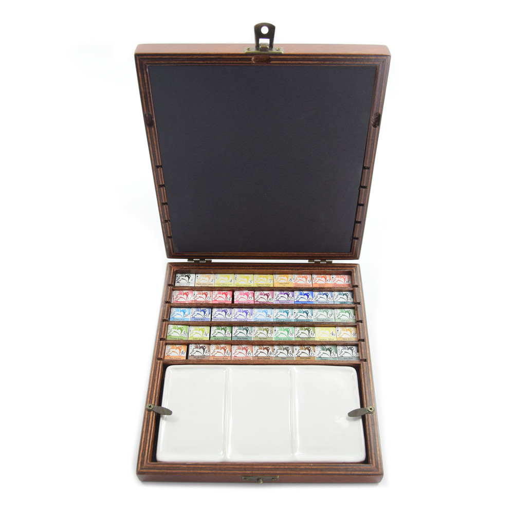 Half pans watercolors set in wooden case - Renesans - 45 pcs