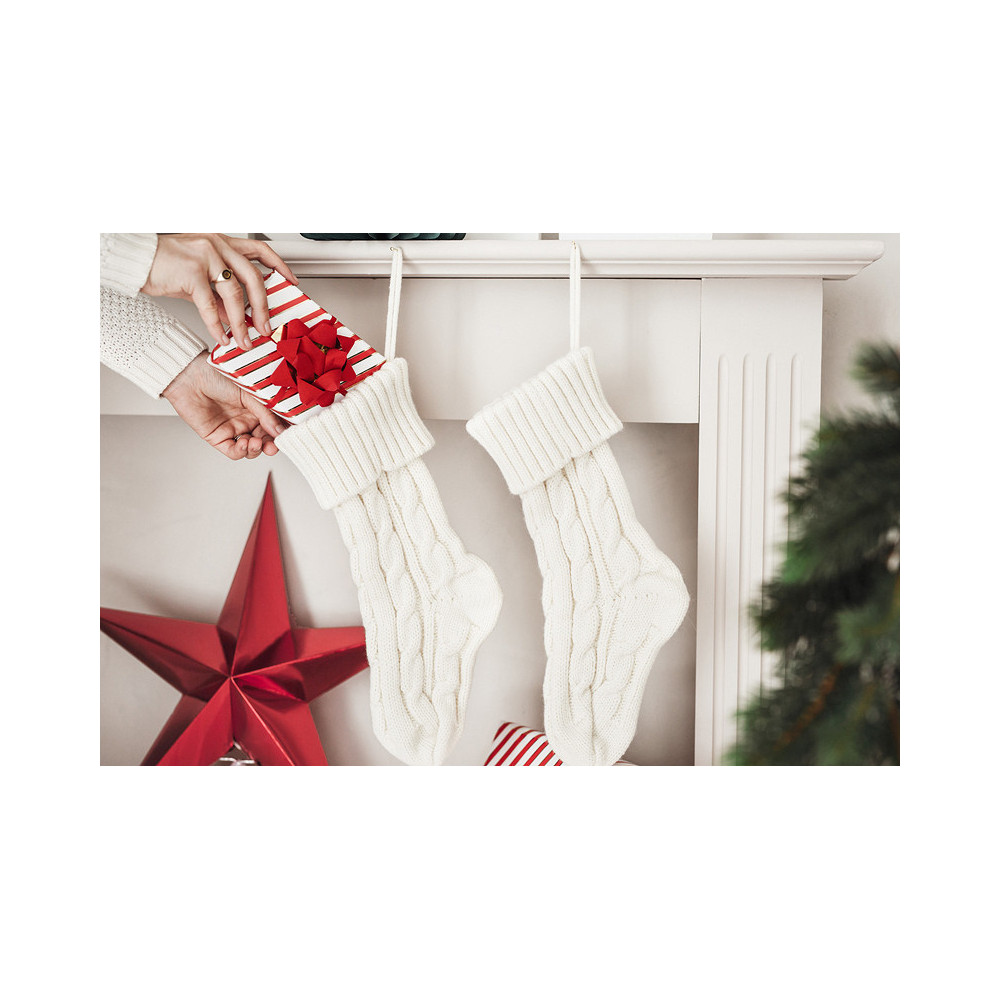 Velvet ribbon and rosettes for gift wrapping - red, 3 pcs.