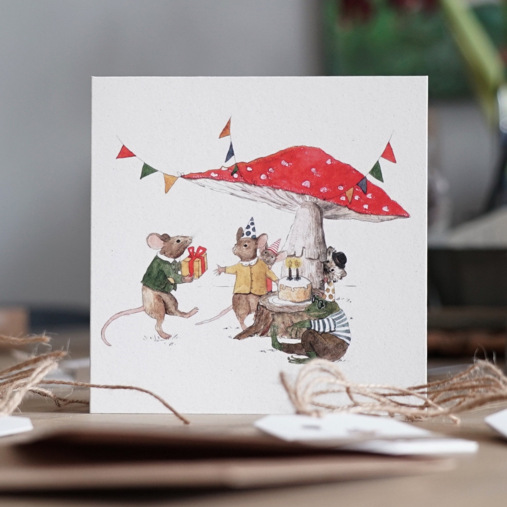 Greeting card - Hi Little - Under a toadstool, 14,5 x 14,5 cm