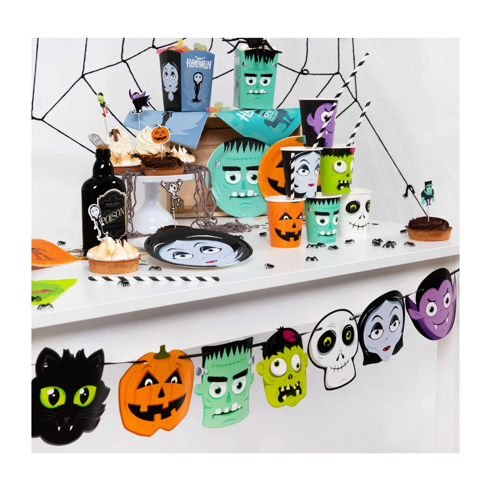 Girlanda na Halloween, Monsters z głowami - 150 cm