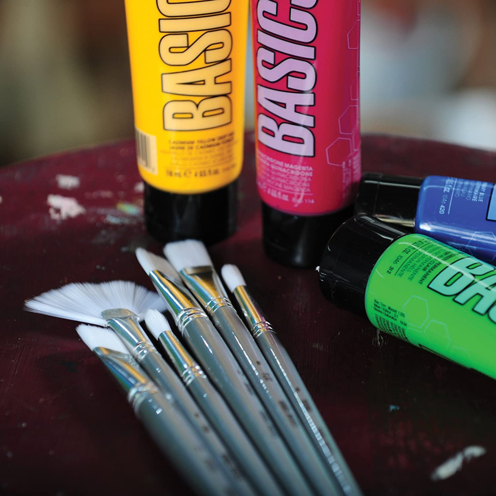 Flat, synthetic Basics brush - Liquitex - long handle, no. 1