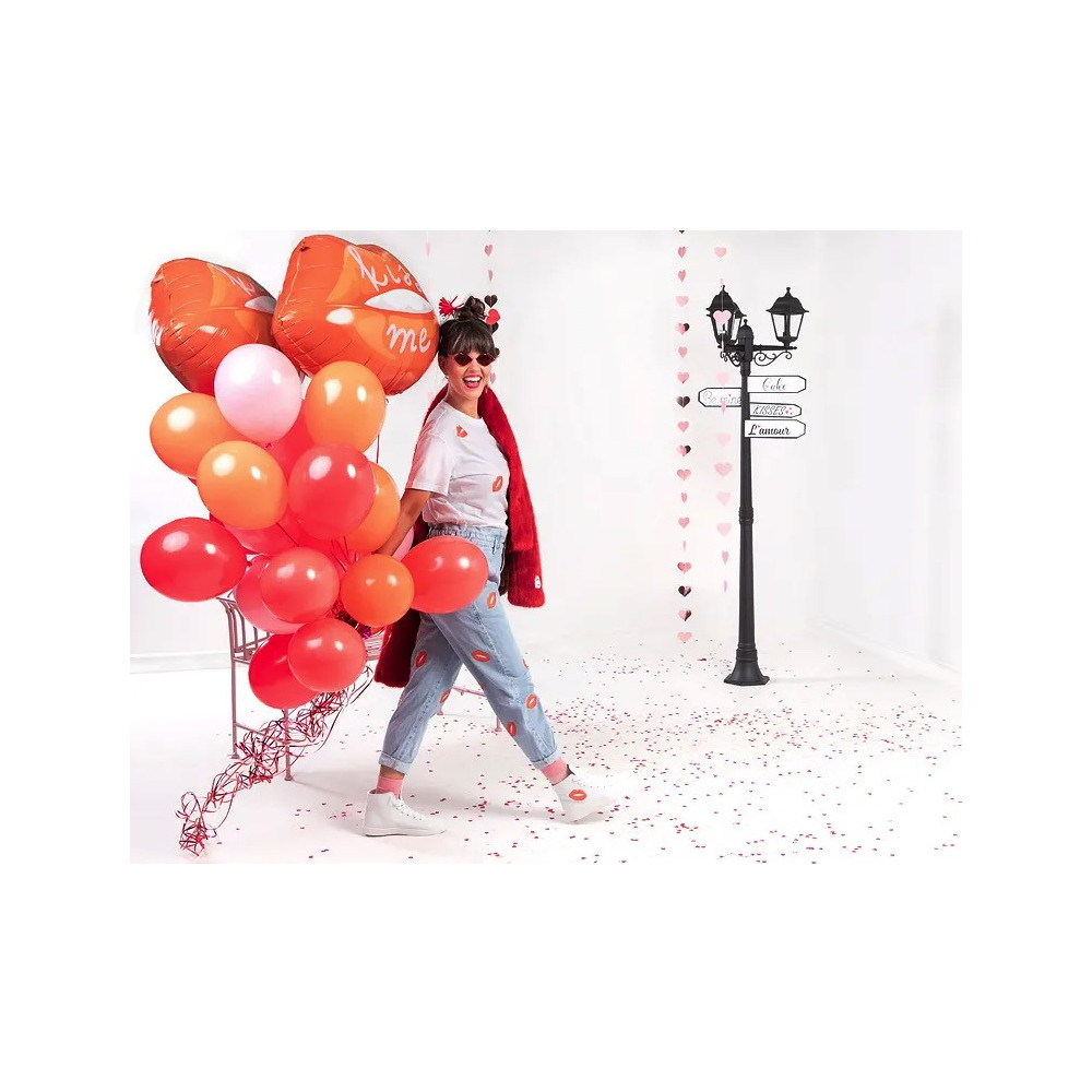 Foil balloon Lips, Kiss Me - red, 86,5 x 65 cm