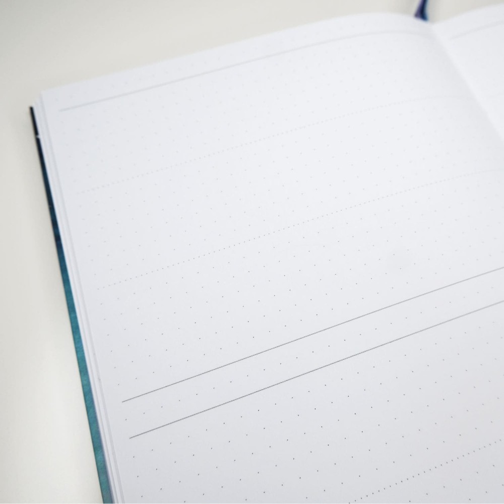 3-year Daily Planner Cotton Sky B5 - Devangari - hardcover, 120 g/m2