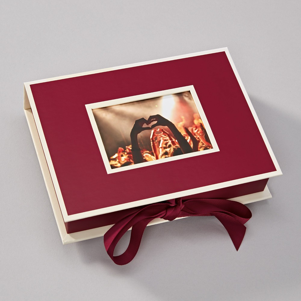 Photobox with cover - Semikolon - Burgundy, 20,7 x 15,3 x 4,7 cm