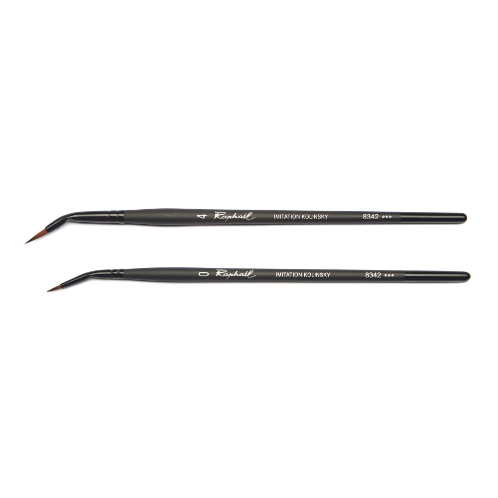 Curved round, synthetic bristles, Stradivarius brush, 8342 series - Raphael - no. 0