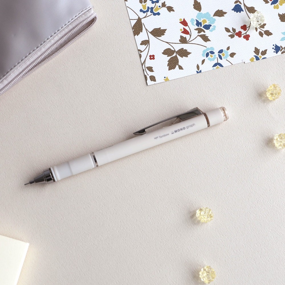 Ołówek automatyczny MONO Graph Grip 0,5 mm - Tombow - Purple