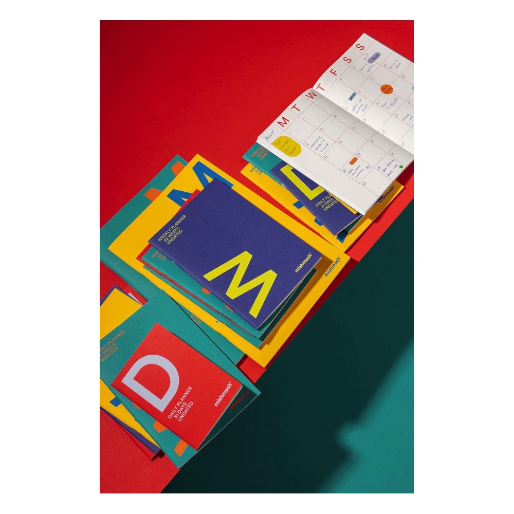 Daily undated planner A6 - mishmash - Bright Red