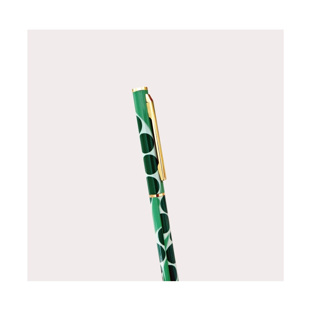 Damson ballpoint pen - The Completist.