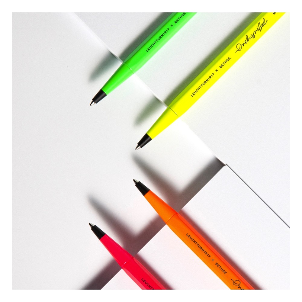 Długopis Drehgriffel Nr. 1 Luminous Limited Edition - Leuchtturm1917 - Green