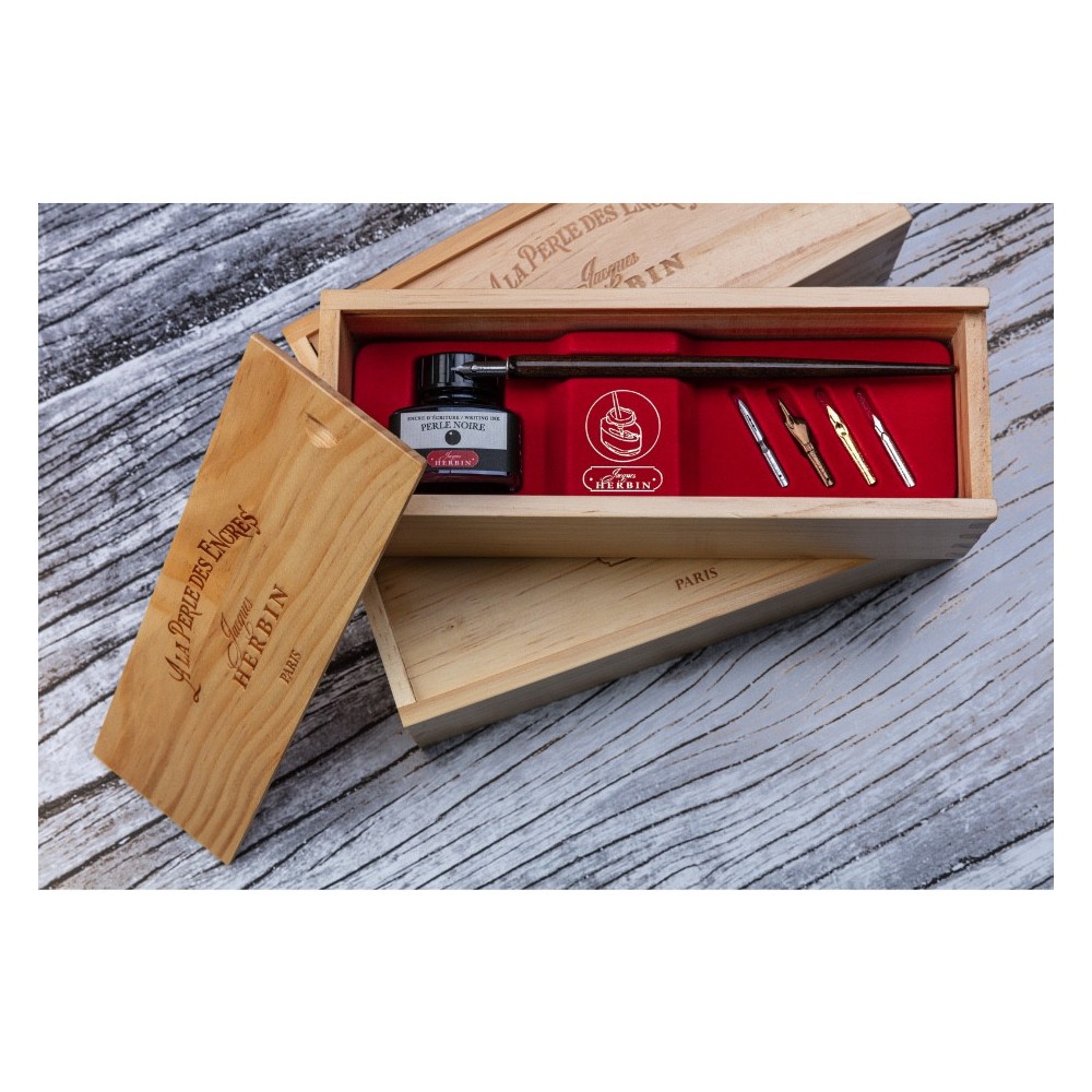 La Perle Noire calligraphy set - J.Herbin - 7 pcs