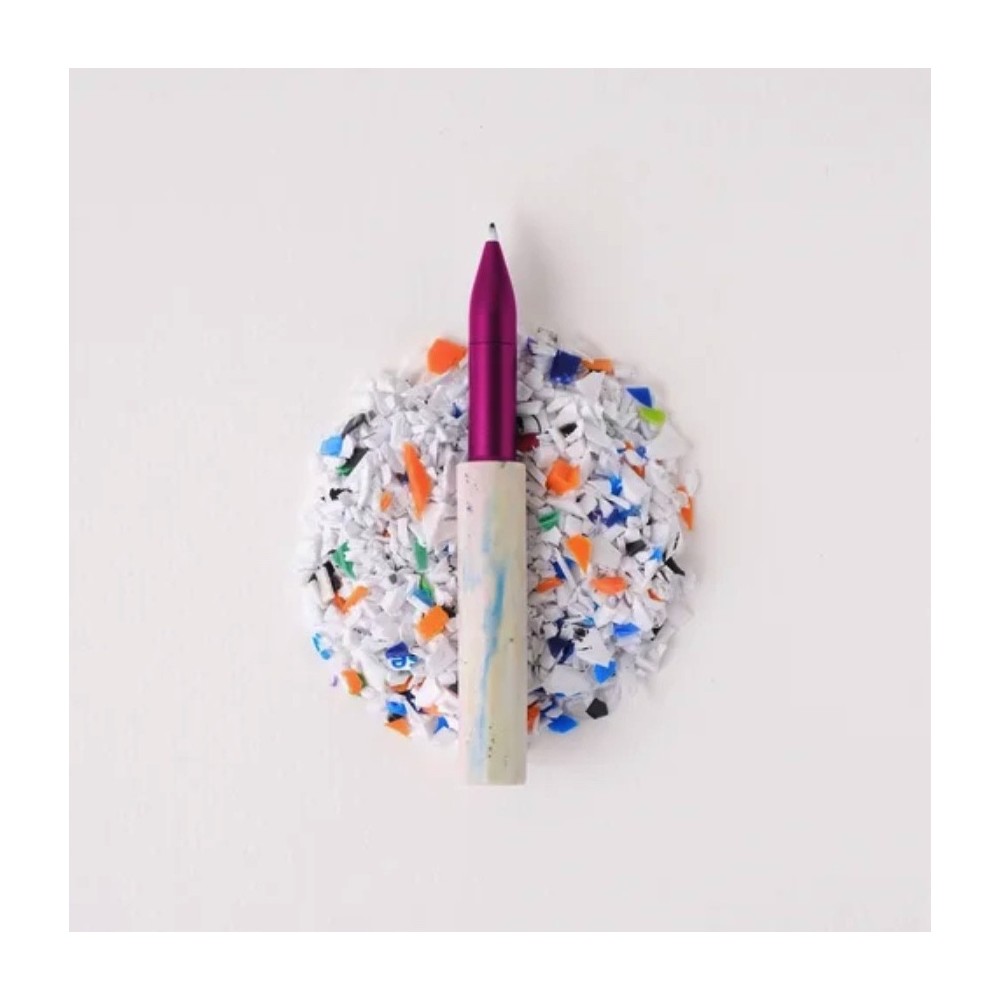 The Wren Write Off refillable writing pen - Tom’s Studio - Raspberry Funfetti