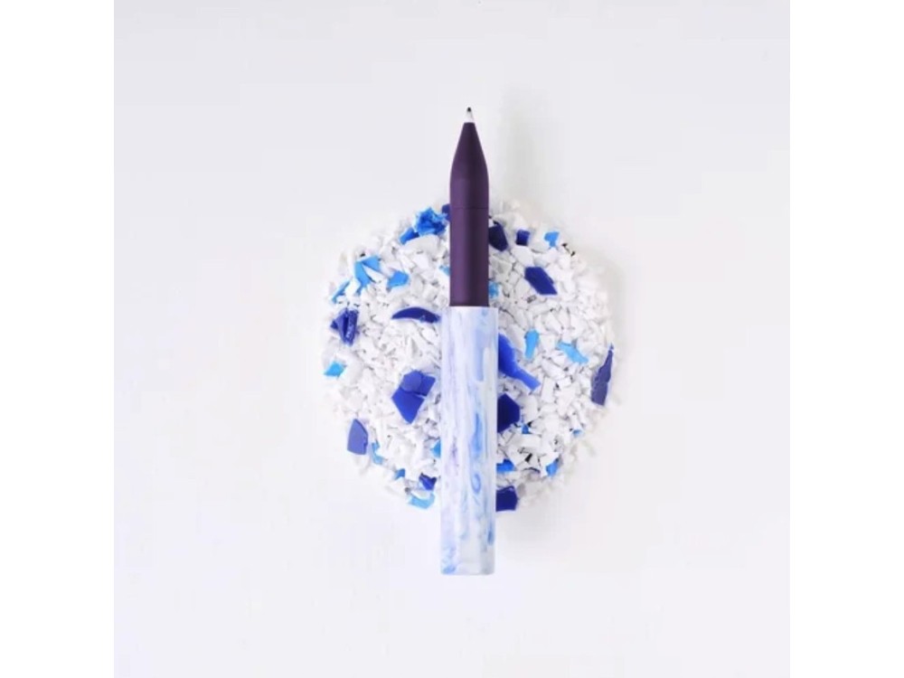 The Wren Write Off refillable writing pen - Tom’s Studio - Iris Nimbus