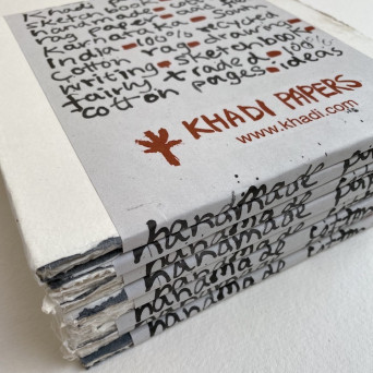 Sketchbook 100% cotton 150 g - Khadi Papers - 20 x 20 cm 15 sheets