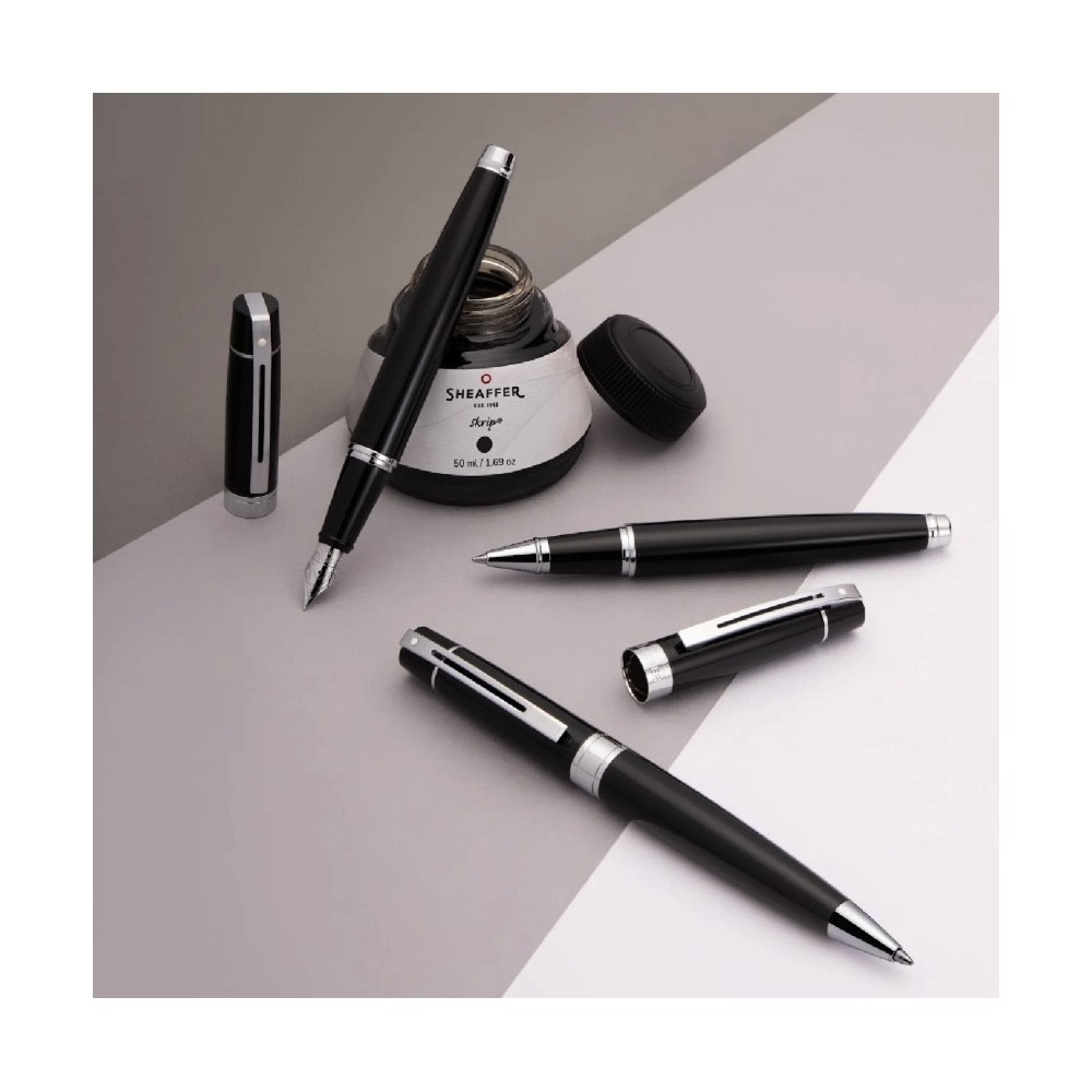 Pióro wieczne 300 - Sheaffer - Black Chrome Trim F