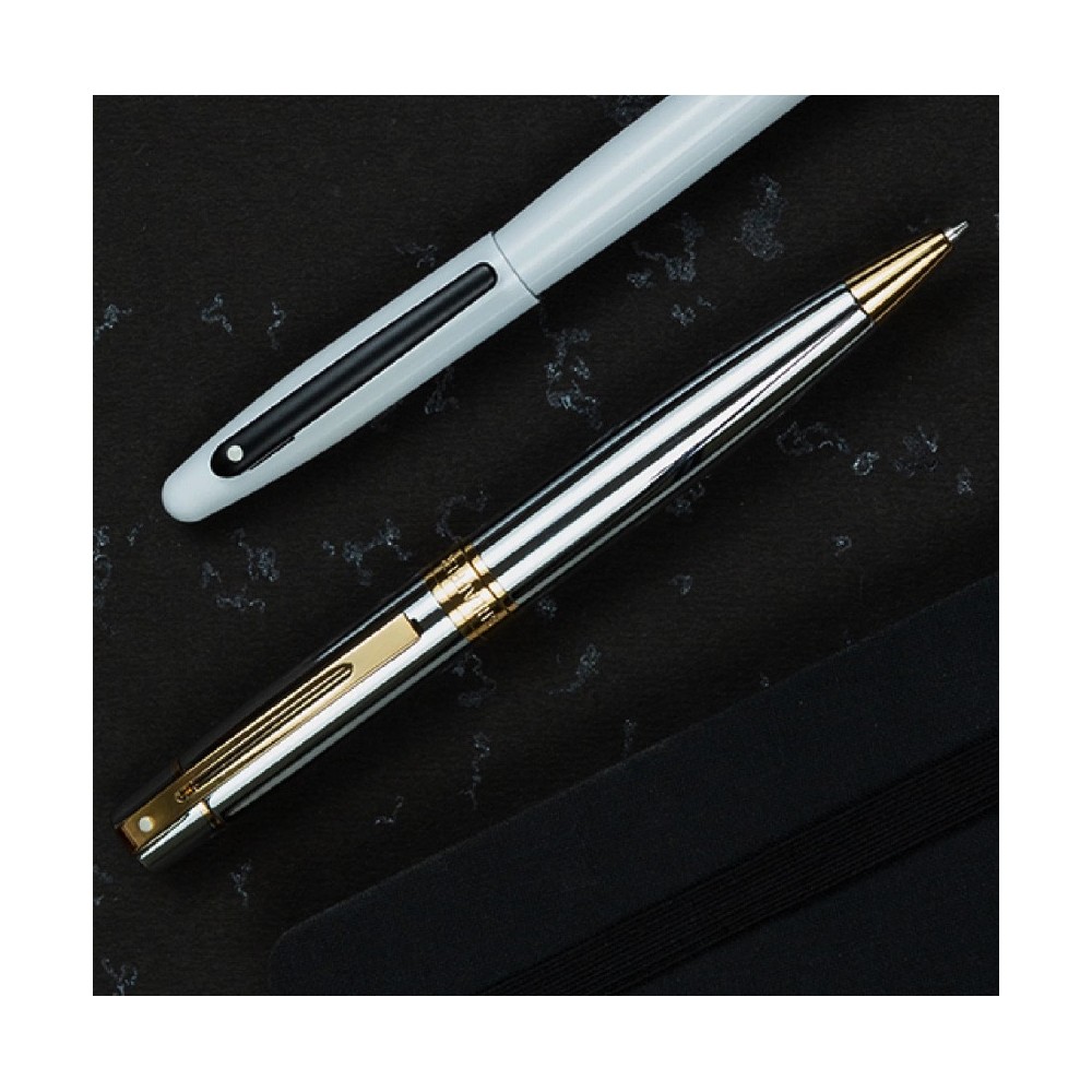 Ballpoint pen 300 - Sheaffer - Bright Chrome Gold Trims