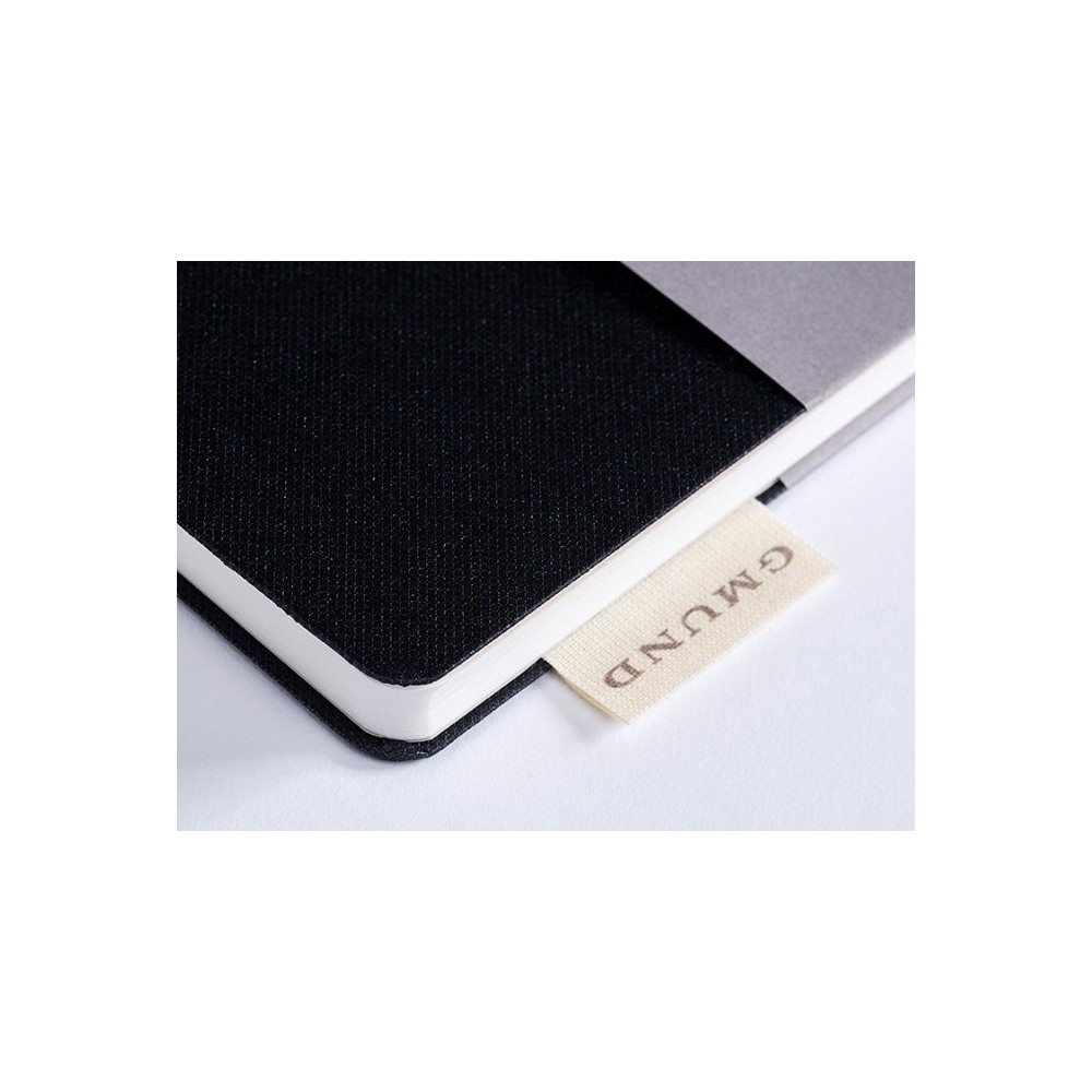 Dotted Mono Notebook - Gmund - Ink 115 g 112 sheets