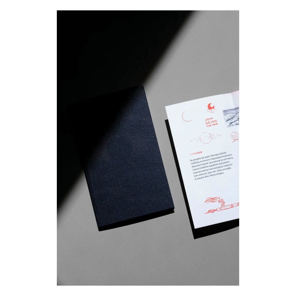 Plain Luna notebook - Papierniczeni - New Moon 56 sheets