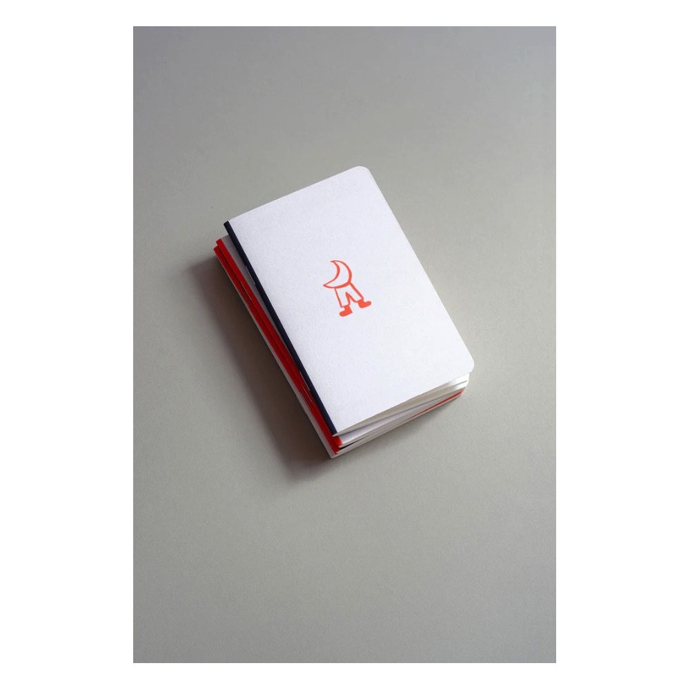 Plain pocket notebook Mr Moon - Papierniczeni - 30 sheets