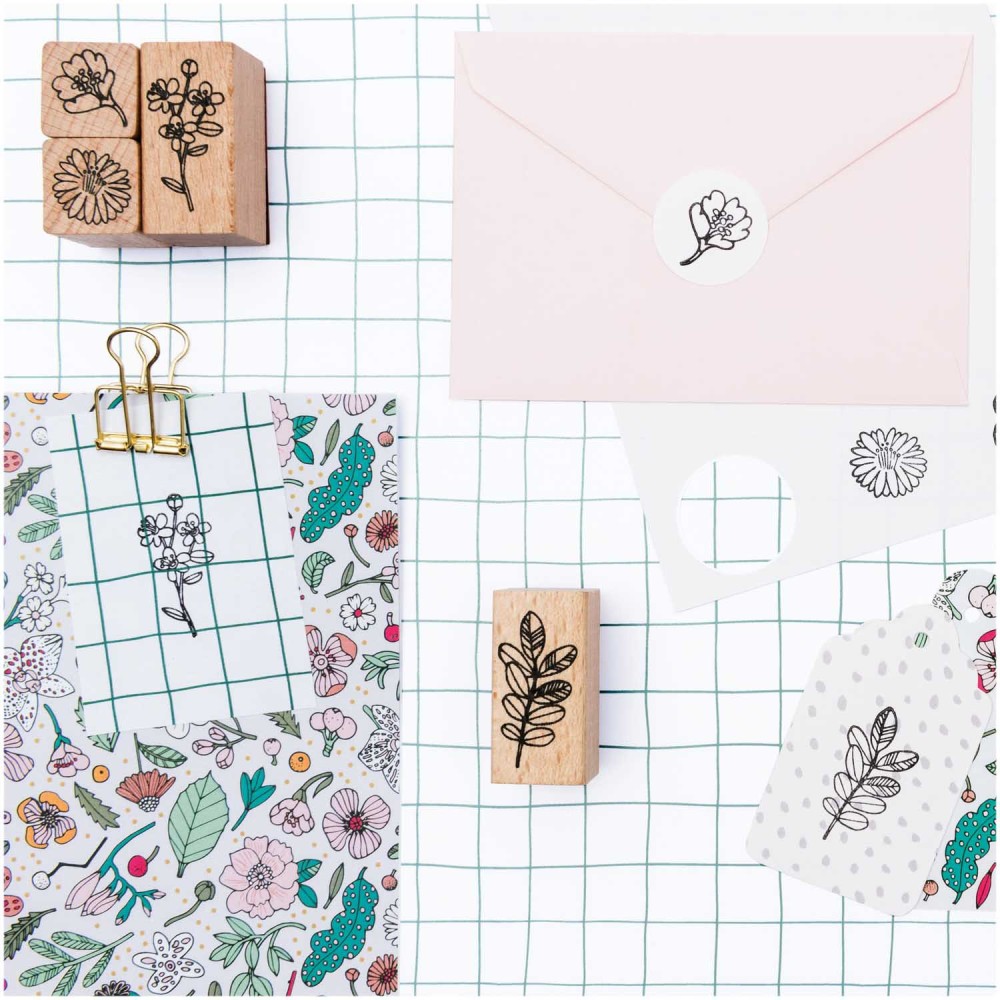 Zestaw drewnianych stempli Hygge - Paper Poetry - kwiaty, 8 szt.