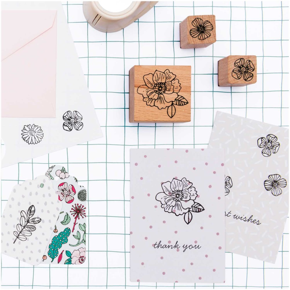 Wooden Hygge stamp set - Paper Poetry - flowers, 8 pcs.